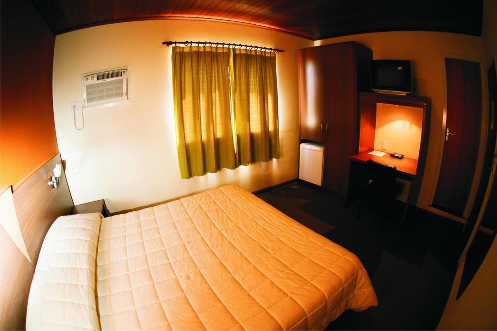 Hotel Bartz Camaquã Екстериор снимка